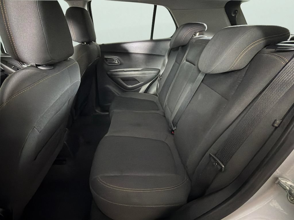 Used 2019 Chevrolet Trax LS FWD image 25