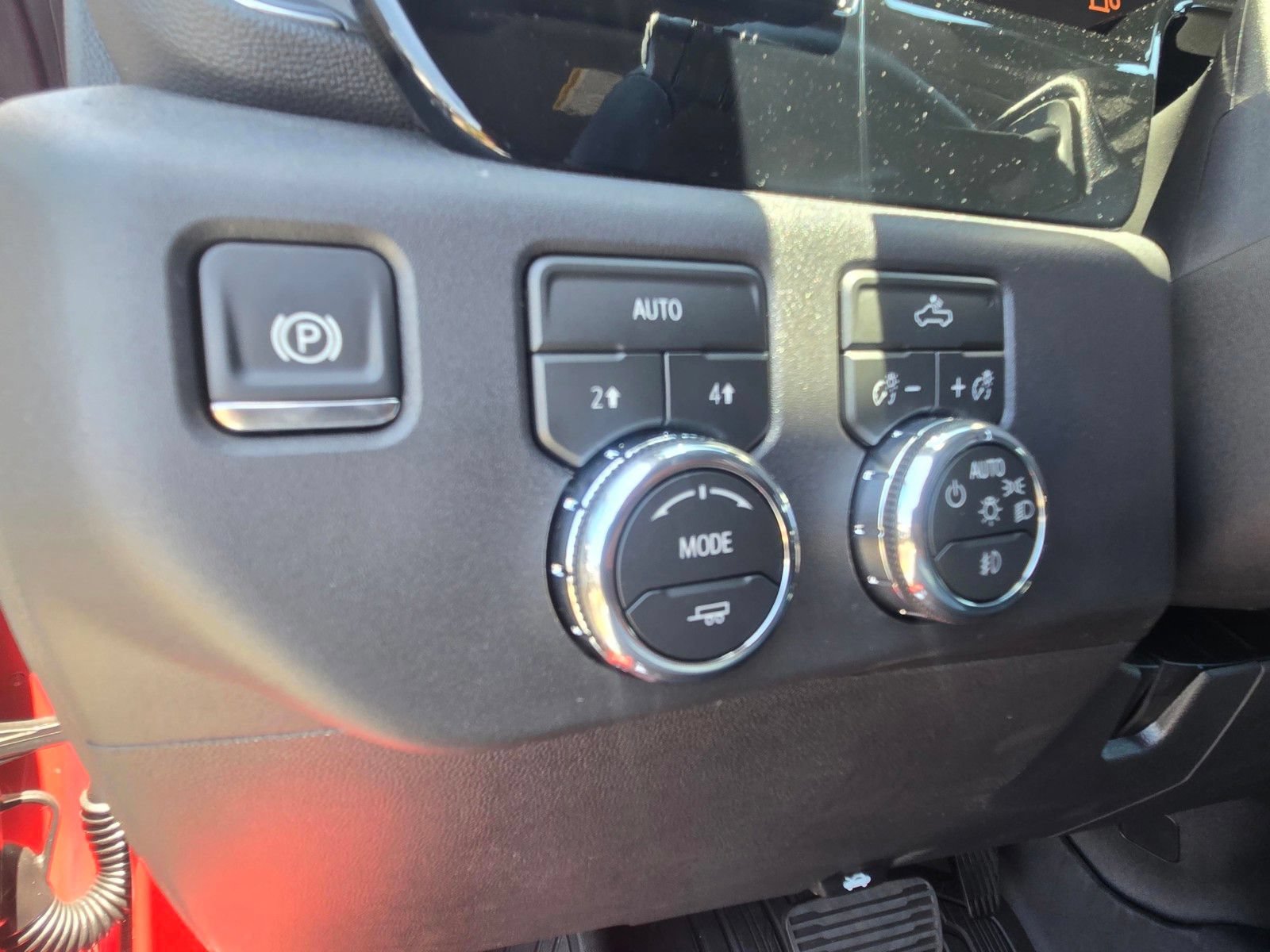 New 2026 GMC Sierra 1500 Elevation w/ Elevation Select Package AWD/4WD image 14