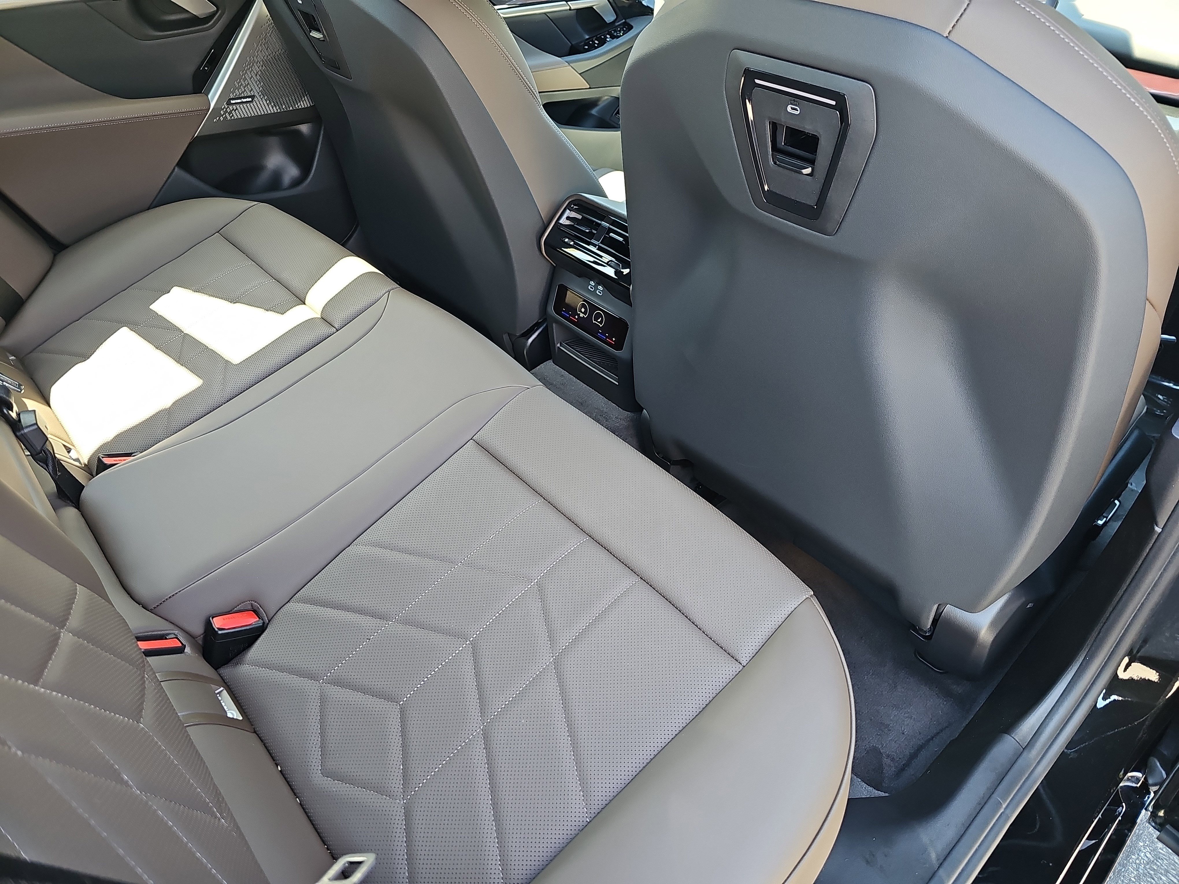 New 2026 BMW 530i w/ M Sport Package RWD image 11