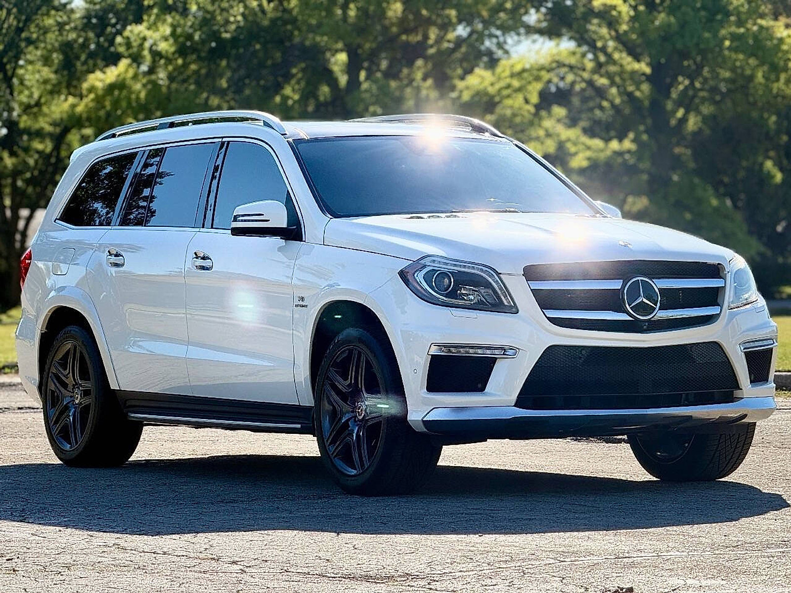 Used 2014 Mercedes-Benz GL 63 AMG 4MATIC image 6