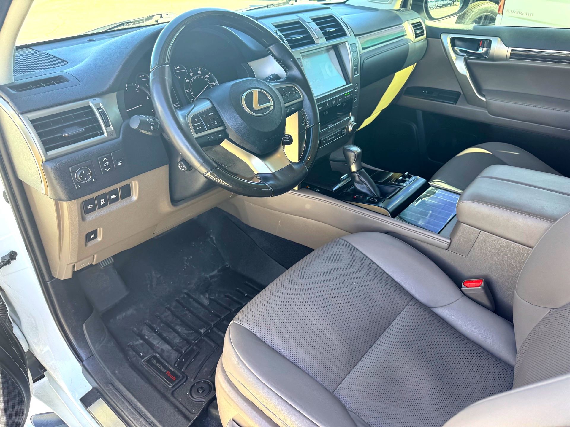 Used 2020 Lexus GX 460 Premium image 11