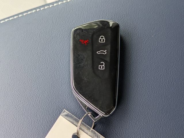 New 2025 Volkswagen ID.4 Pro S AWD/4WD image 30
