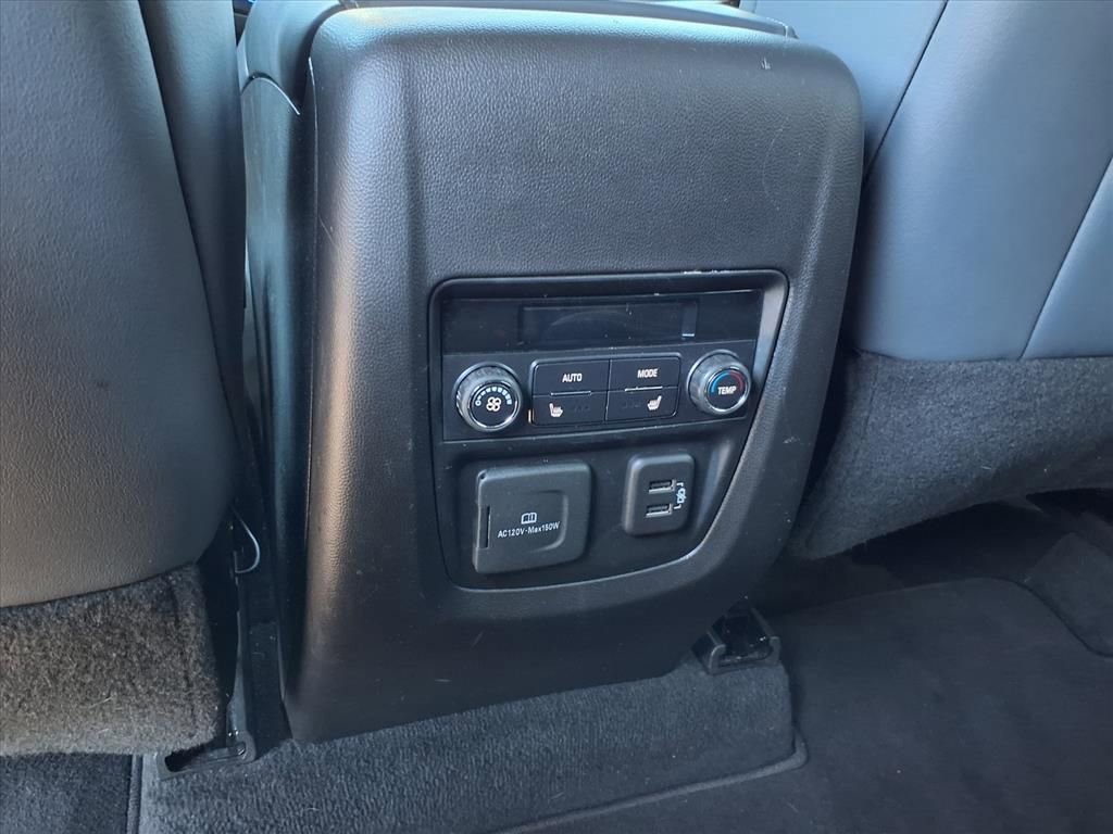 Used 2024 Buick Enclave Premium image 24