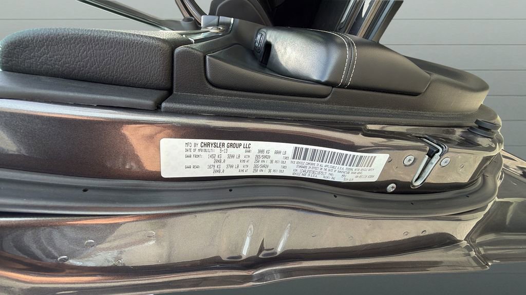 Used 2014 Jeep Grand Cherokee Limited AWD/4WD image 29