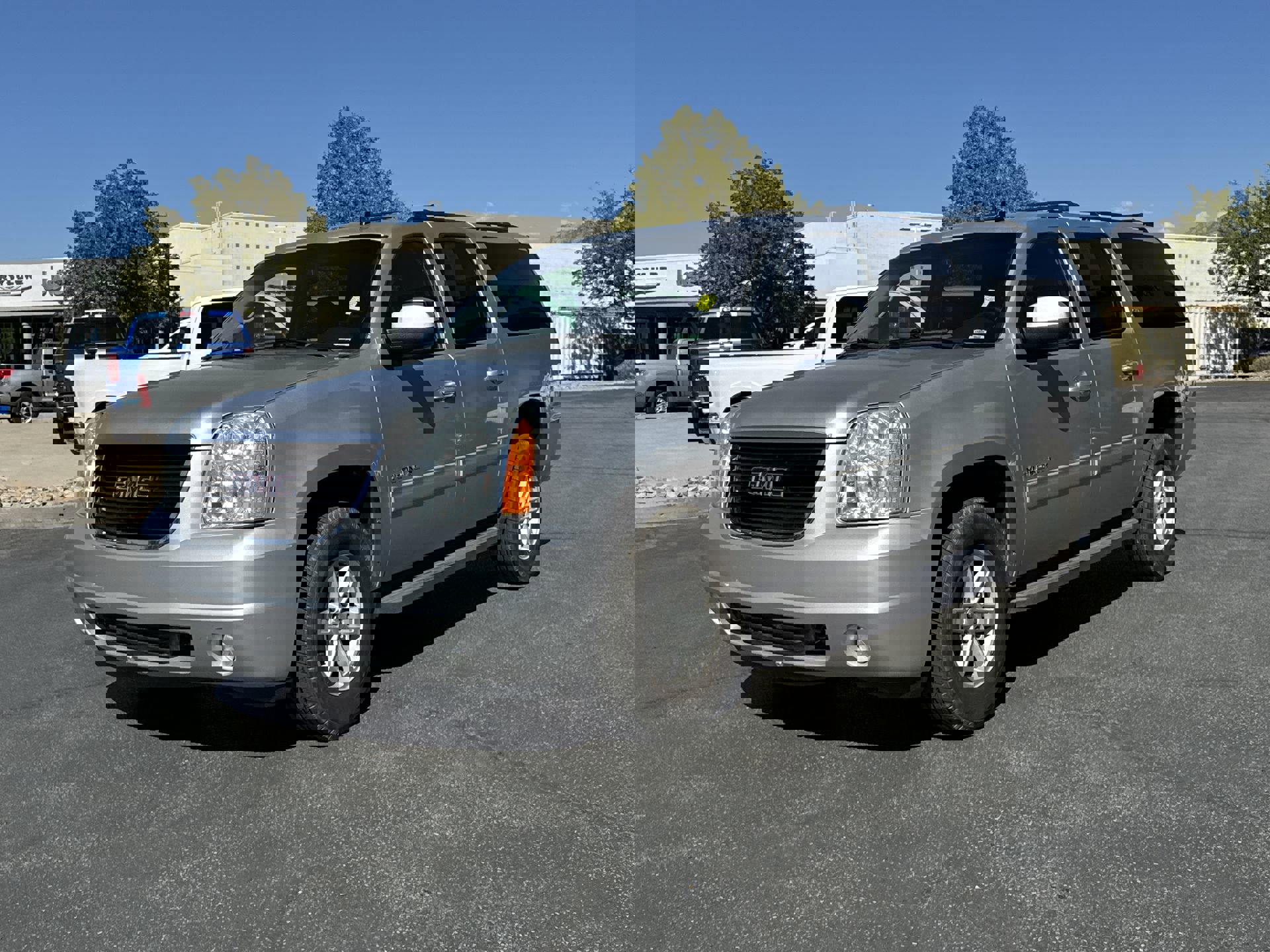 Used 2013 GMC Yukon XL SLT