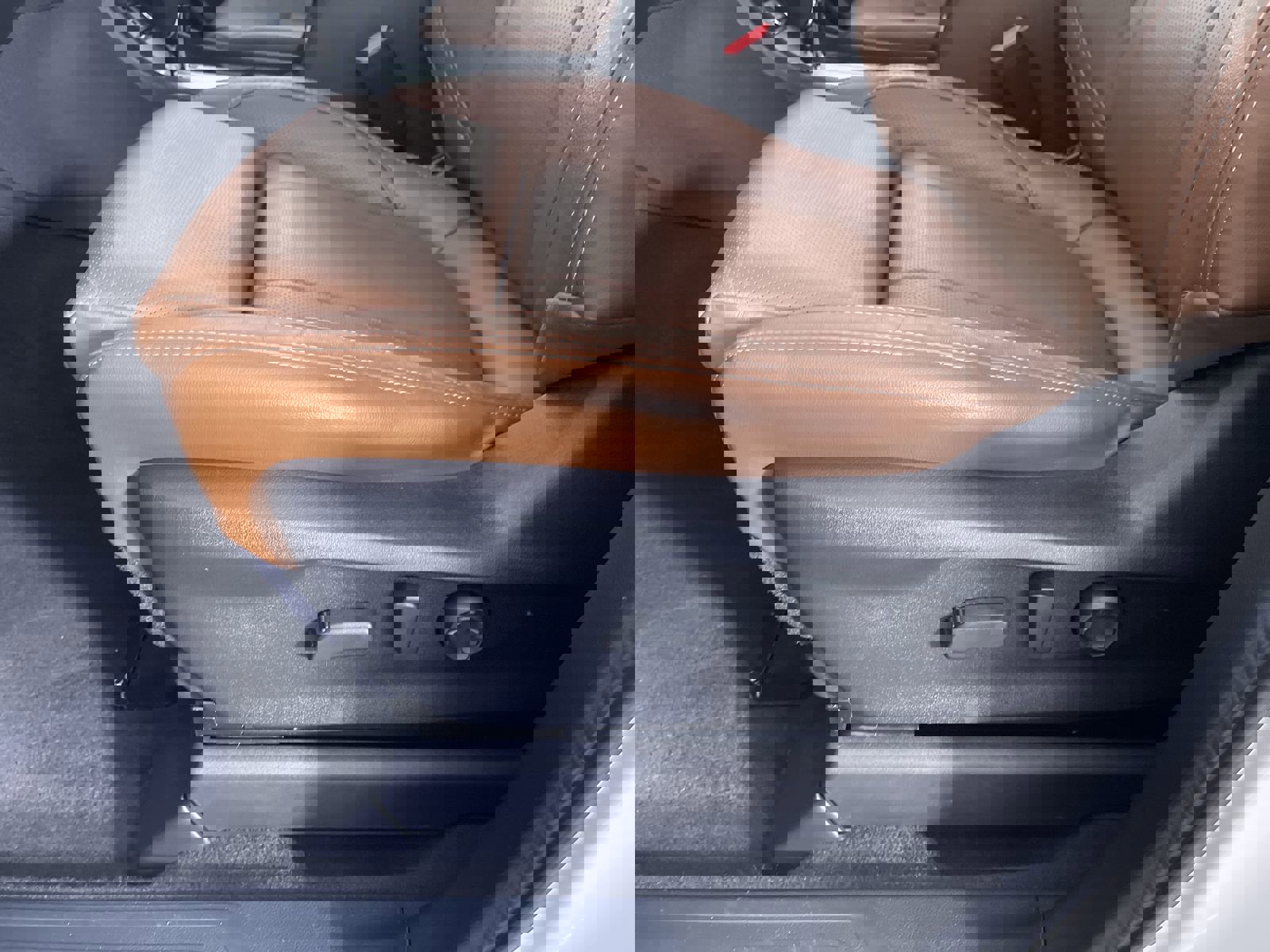 Certified 2025 Subaru Ascent Touring image 13