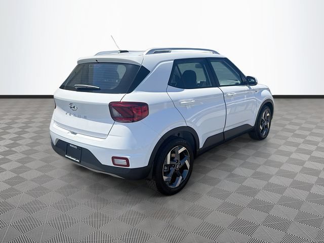 New 2026 Hyundai Venue SEL FWD image 7