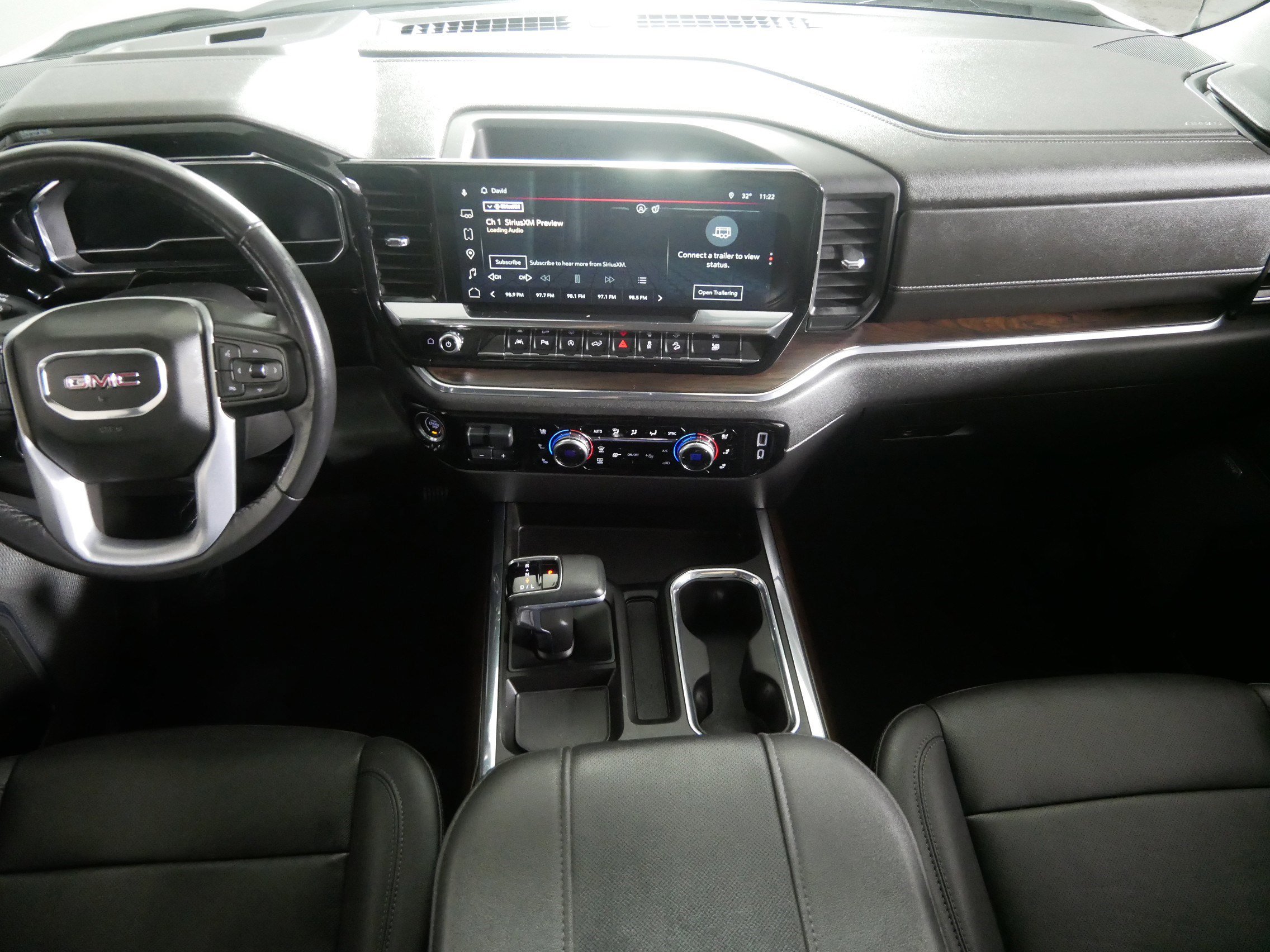 Used 2023 GMC Sierra 1500 SLT w/ SLT Premium Plus Package image 10