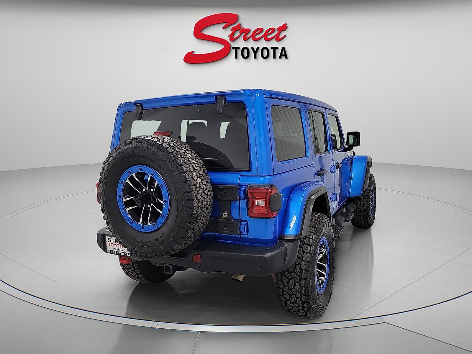 Used 2024 Jeep Wrangler Unlimited Rubicon image 4