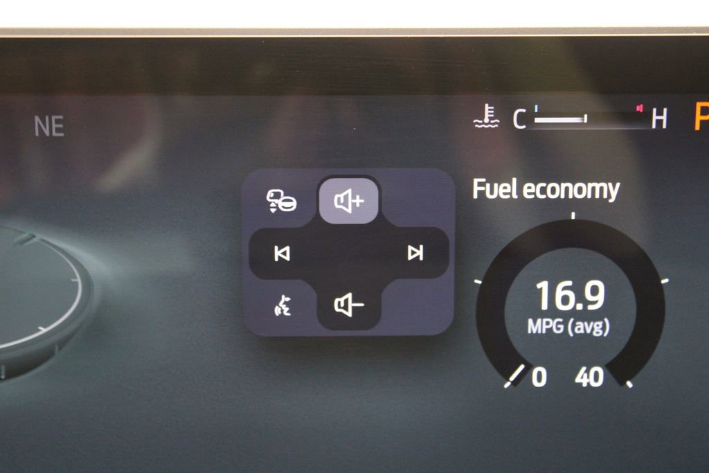 Used 2025 Ford Expedition Platinum image 51