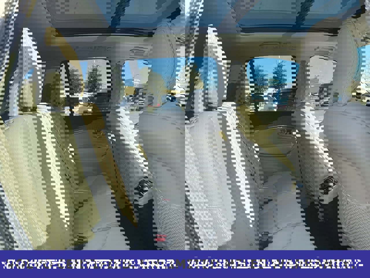 Certified 2023 Volvo XC90 B6 Plus w/ Protection Package Premier image 14