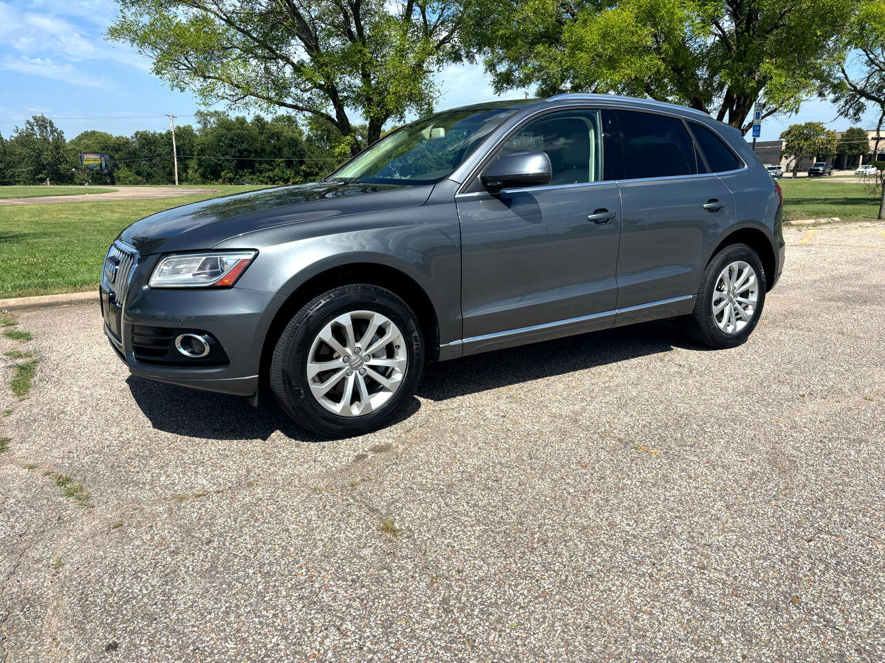 Used 2014 Audi Q5 2.0T Premium Plus image 2