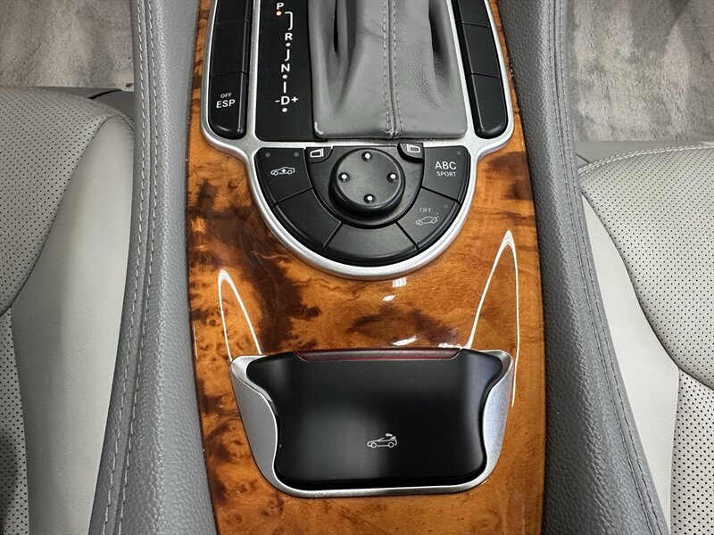 Used 2005 Mercedes-Benz SL 500 w/ AMG Sport Pkg image 38