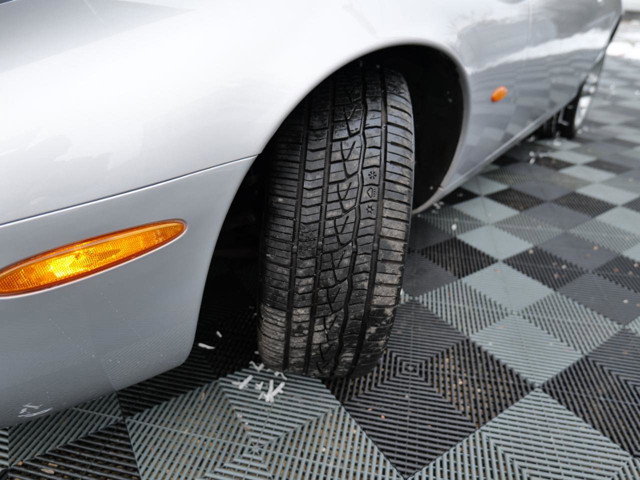 Used 2004 Jaguar XK8 Coupe image 85