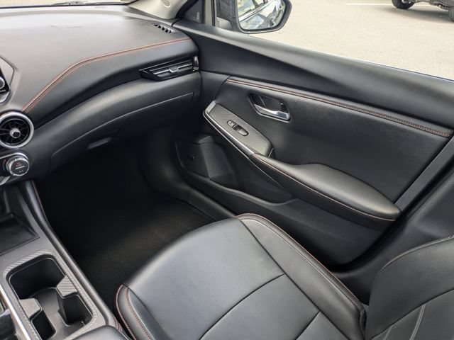 Used 2025 Nissan Sentra SR w/ SR Premium Package FWD image 19