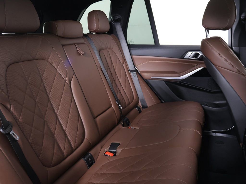 Used 2023 BMW X5 xDrive40i image 36