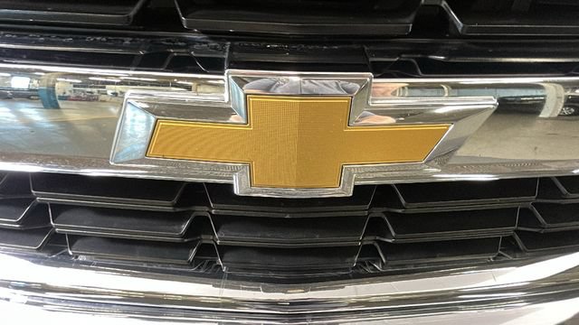Used 2018 Chevrolet Silverado 1500 LT w/ All Star Edition AWD/4WD image 8