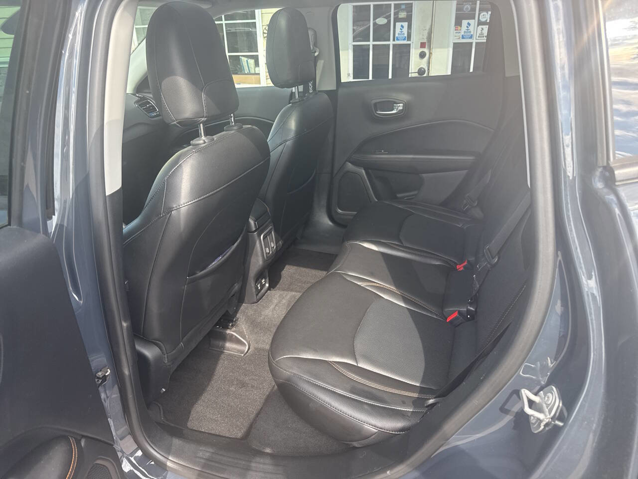 Used 2018 Jeep Compass Limited w/ Navigation Group AWD/4WD image 26