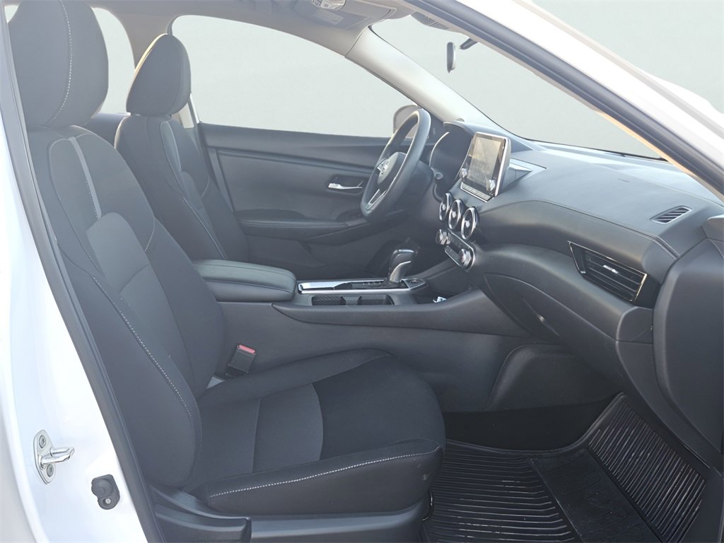 Used 2024 Nissan Sentra SV image 17