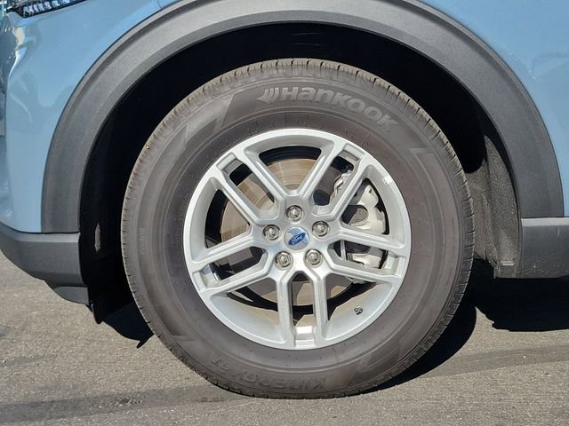 Used 2025 Ford Explorer Active w/ Active Comfort Package RWD image 24
