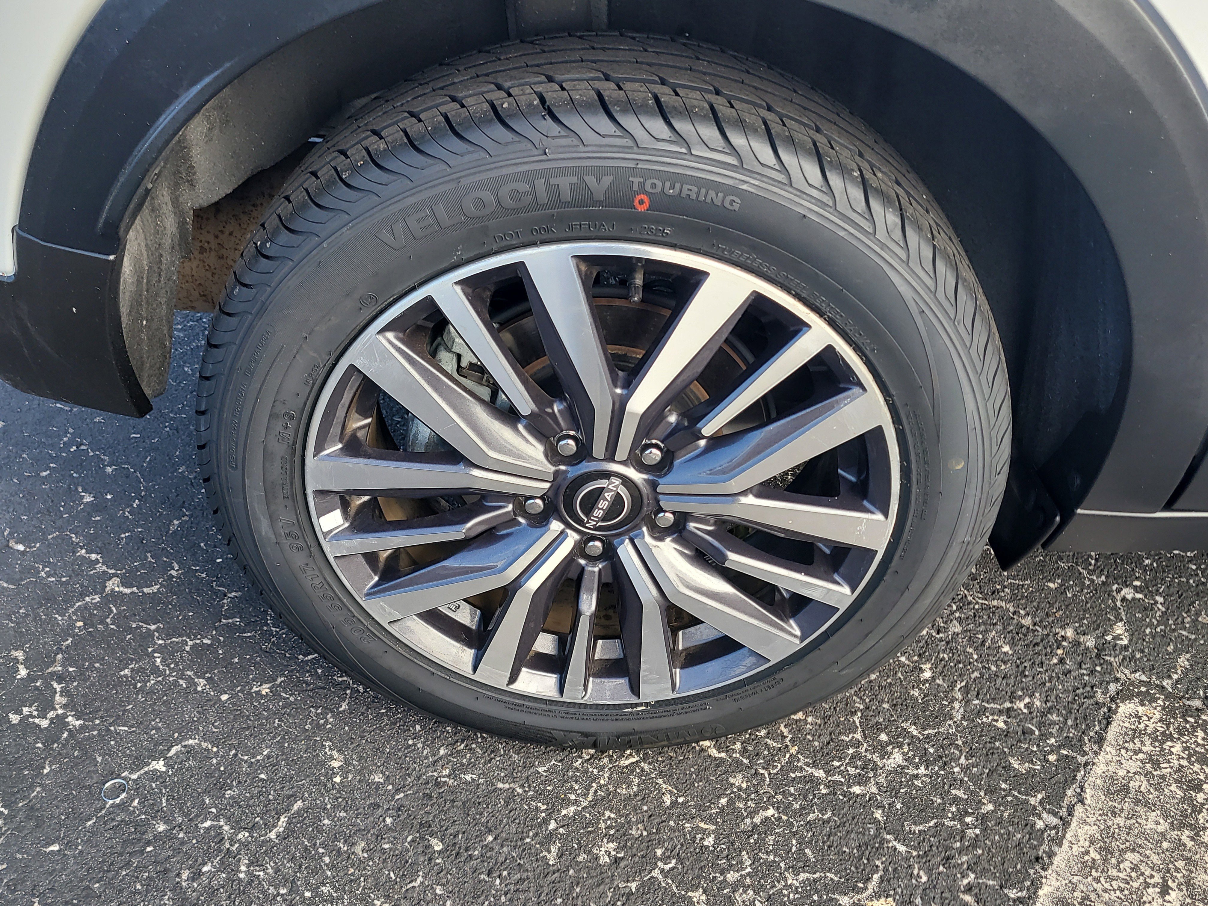 Used 2024 Nissan Kicks SV image 9