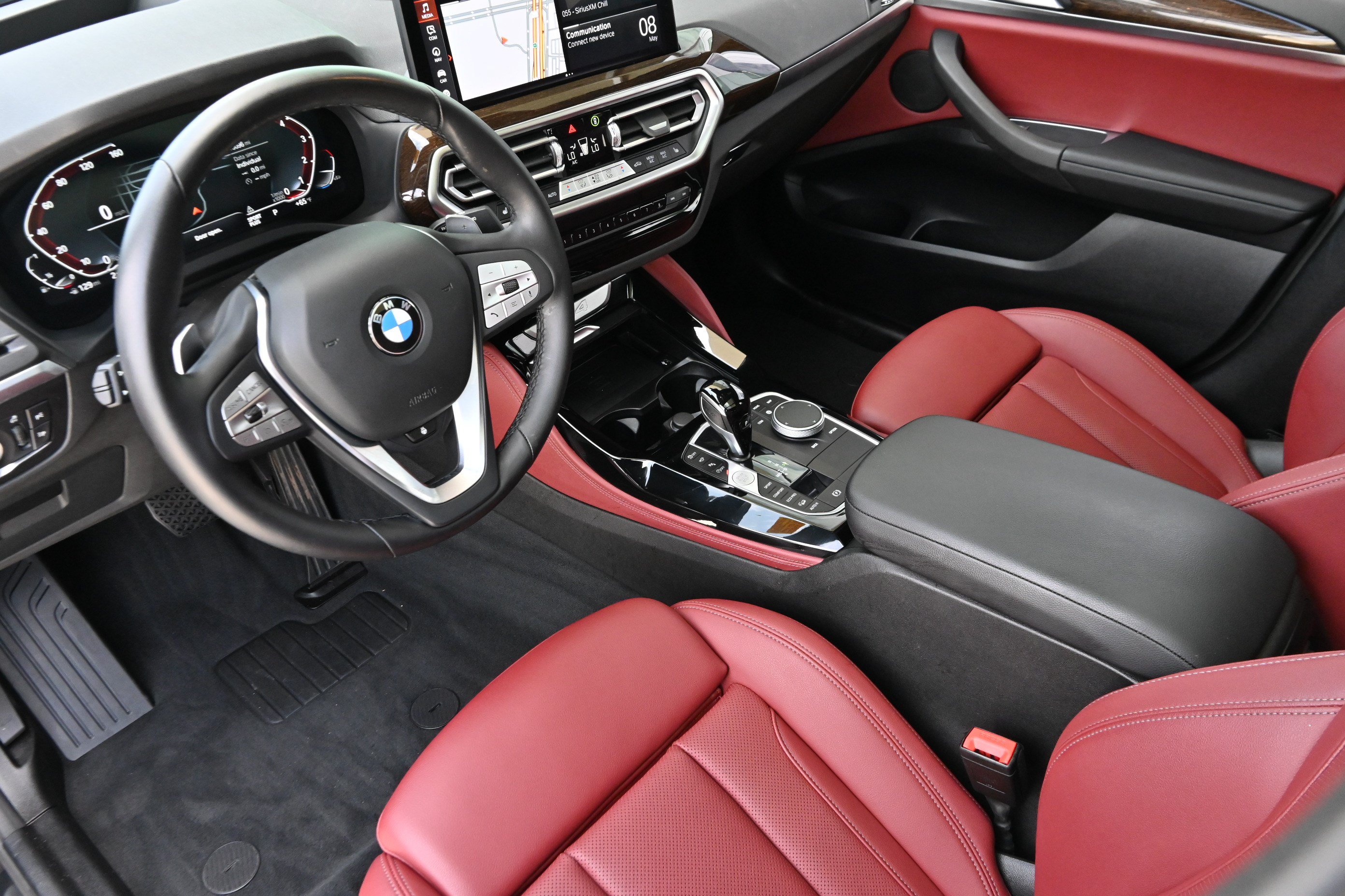 Certified 2025 BMW X4 xDrive30i AWD/4WD image 13