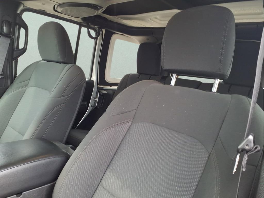 Used 2023 Jeep Wrangler Sport image 12