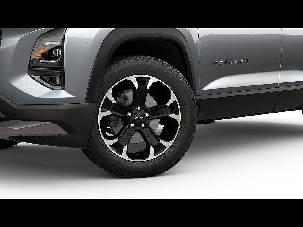 New 2026 Chevrolet Equinox LT w/ Convenience Package II FWD image 58