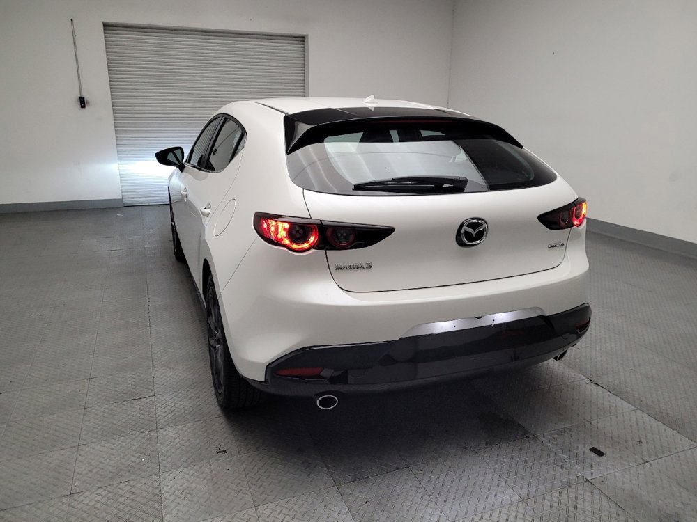 Used 2020 MAZDA MAZDA3 Hatchback w/ Preferred Package FWD image 6