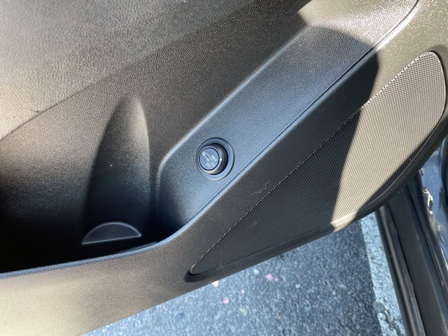 Used 2022 Chevrolet Equinox RS image 26