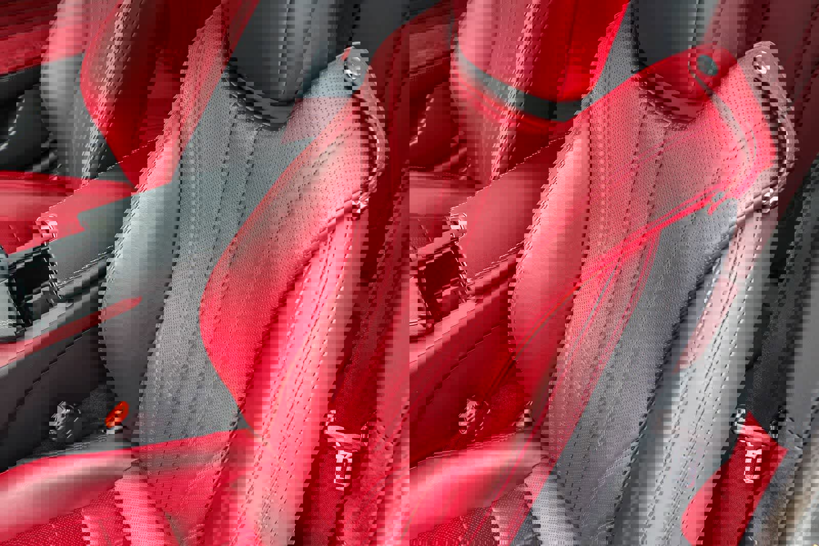 Used 2018 Lexus LC 500h w/ Touring Package image 27