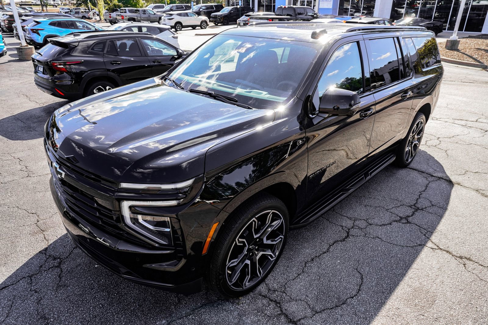 New 2026 Chevrolet Suburban RST w/ RST Capability Package image 7