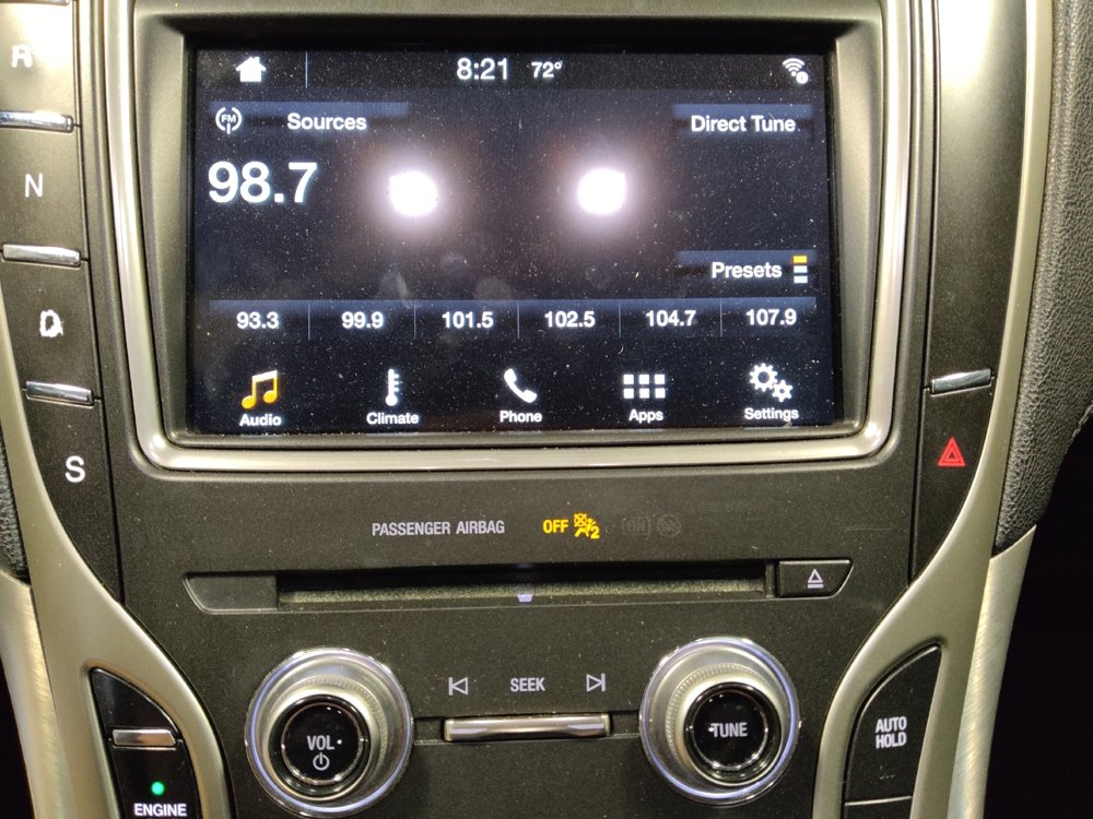 Used 2016 Lincoln MKX Premiere image 25