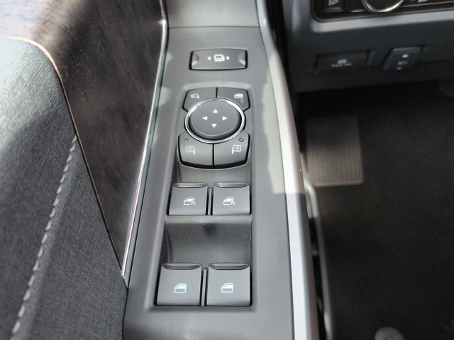 New 2027 Ford F350 Lariat w/ Lariat Ultimate Package AWD/4WD image 27