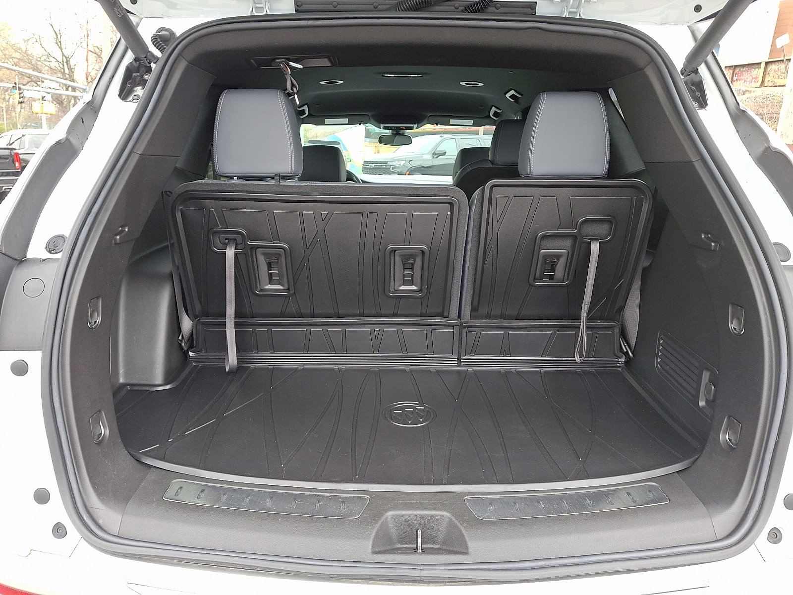 Used 2024 Buick Enclave Essence w/ LPO, Floor Liner Package image 29