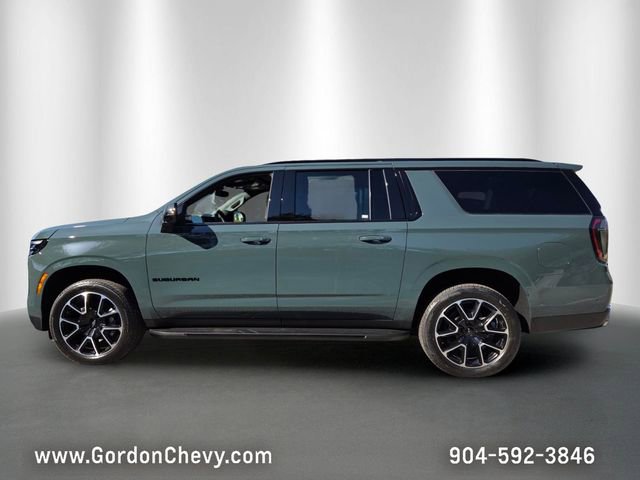New 2026 Chevrolet Suburban RST w/ Comfort Package AWD/4WD image 2