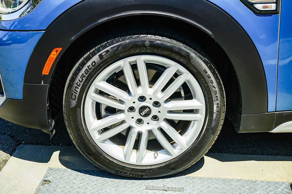 Used 2023 MINI Cooper Countryman S FWD image 9