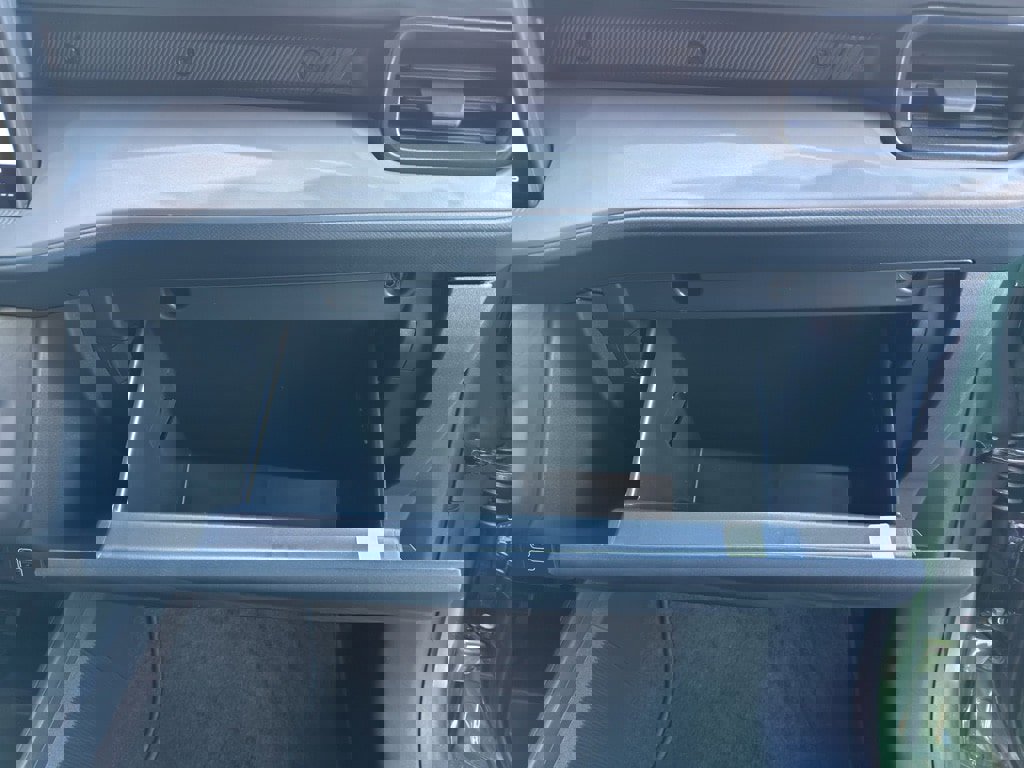 New 2025 Ford Maverick Lariat w/ Black Appearance Package image 35