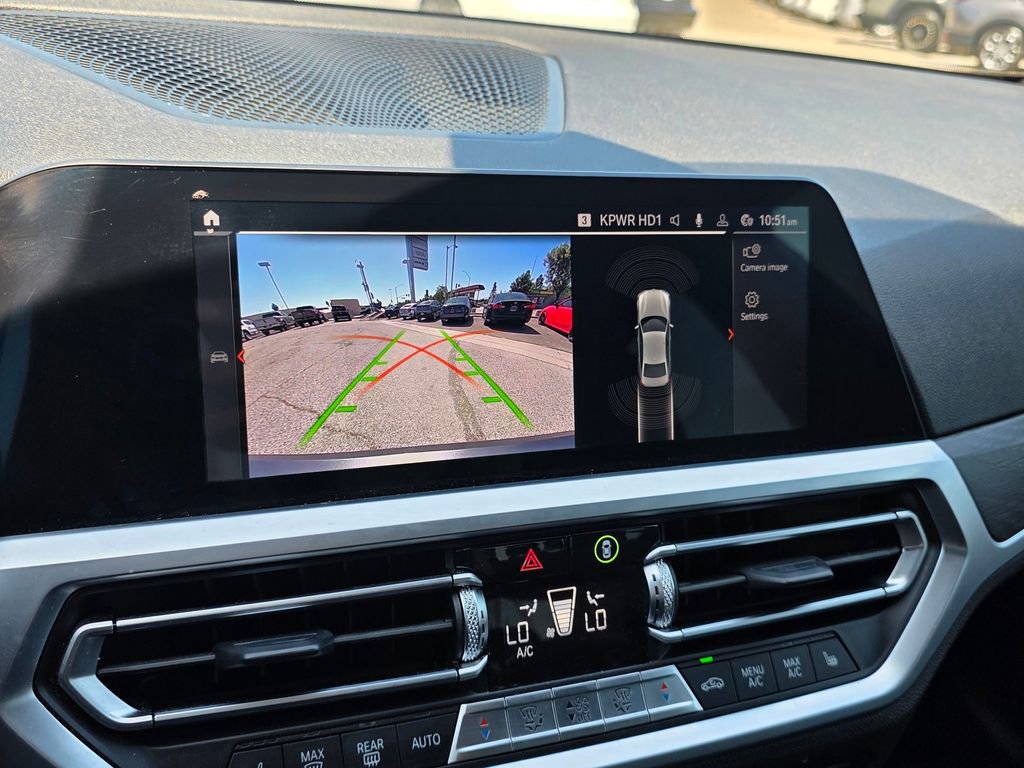 Used 2020 BMW 330i Sedan w/ Driving Assistance Package RWD image 24