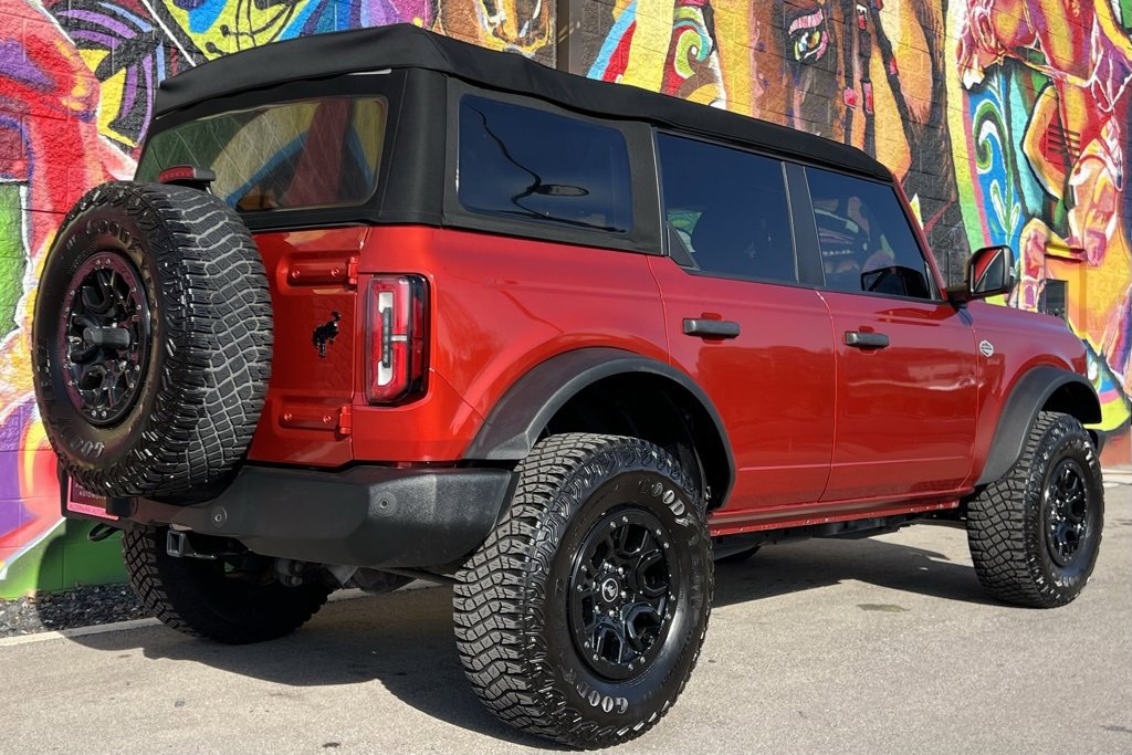 Used 2023 Ford Bronco Wildtrak image 8