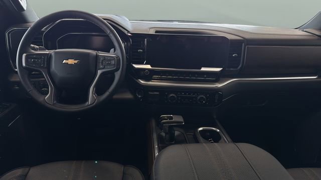 Used 2025 Chevrolet Silverado 1500 High Country w/ Technology Package image 25