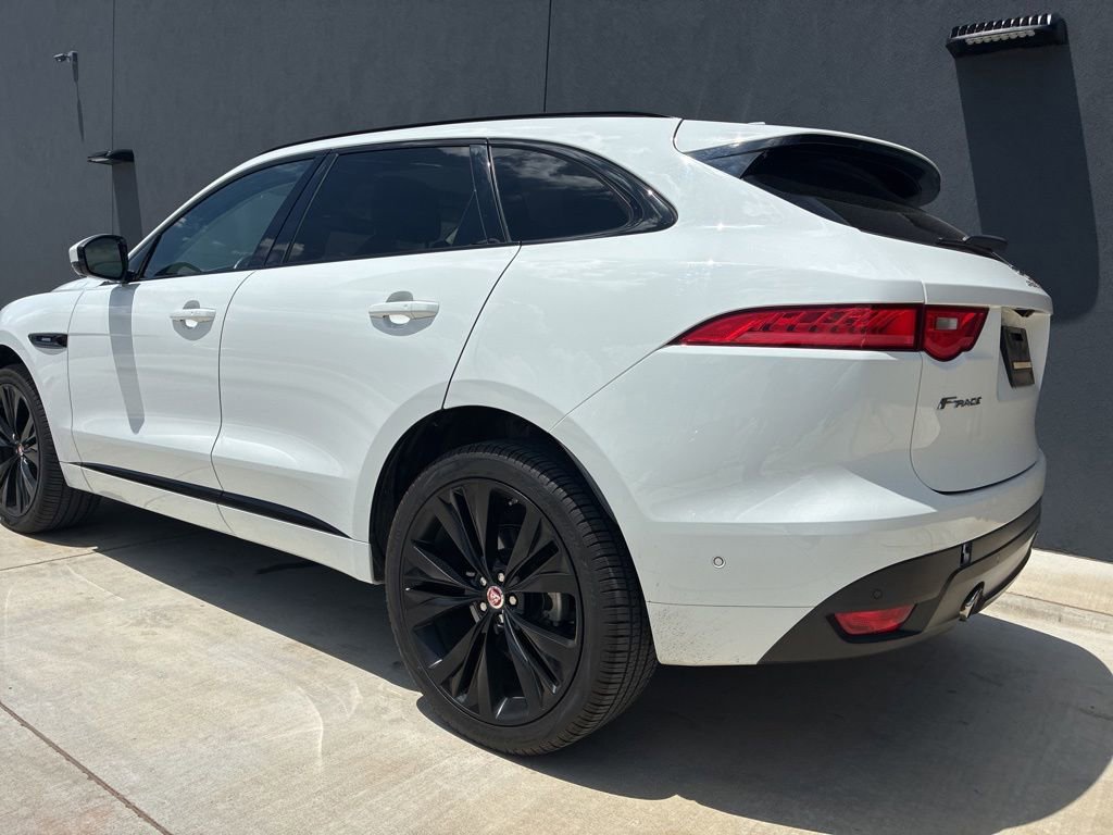 Used 2018 Jaguar F-PACE R-Sport AWD/4WD image 5