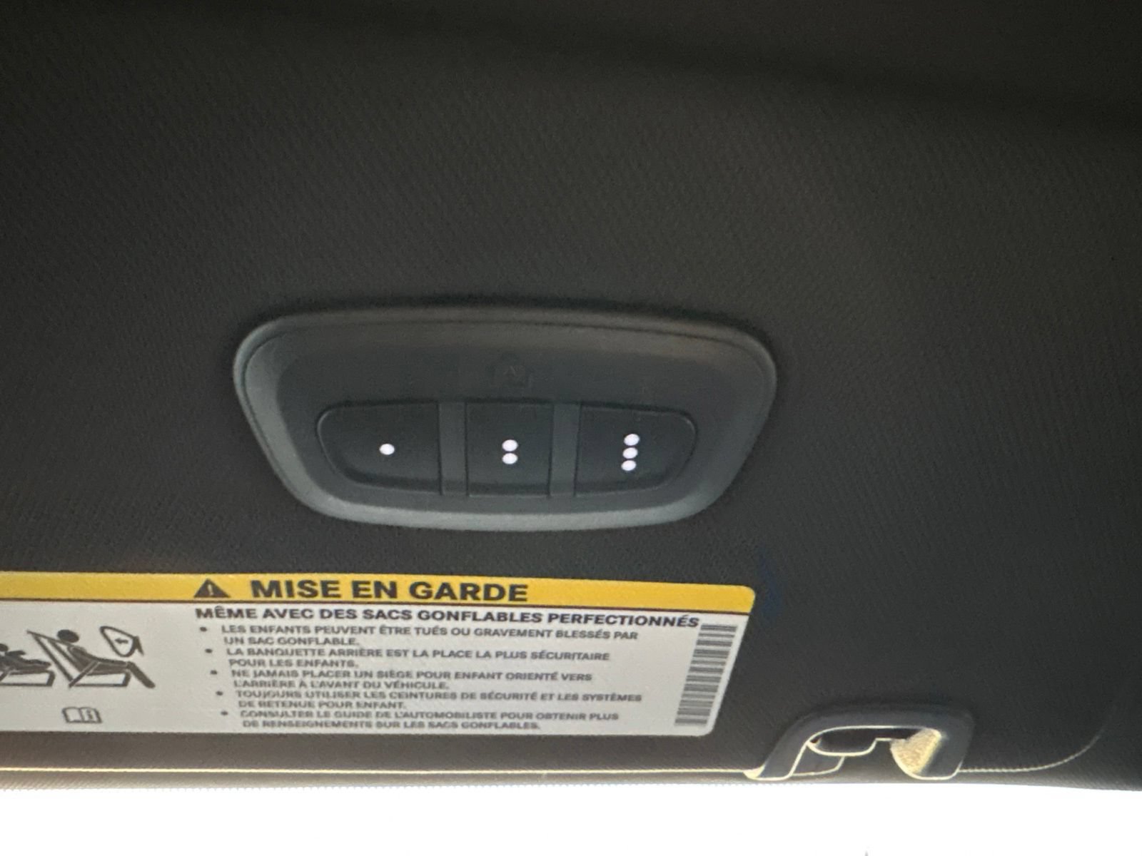 New 2027 Chrysler Pacifica Select FWD image 21
