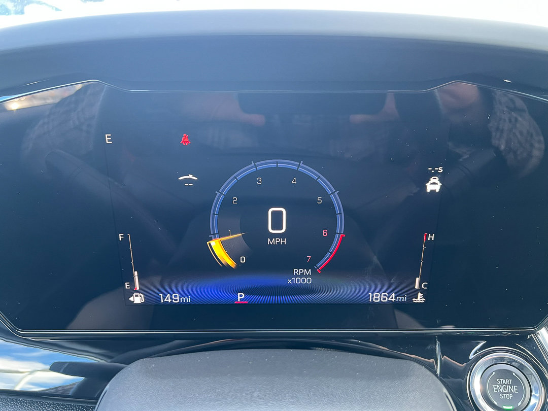 Used 2025 Chevrolet Trax RS w/ Sunroof Package image 16