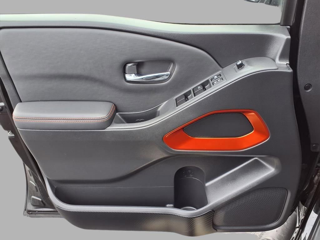 Used 2022 Nissan Frontier PRO-4X w/ Off-Road Protection Package image 15