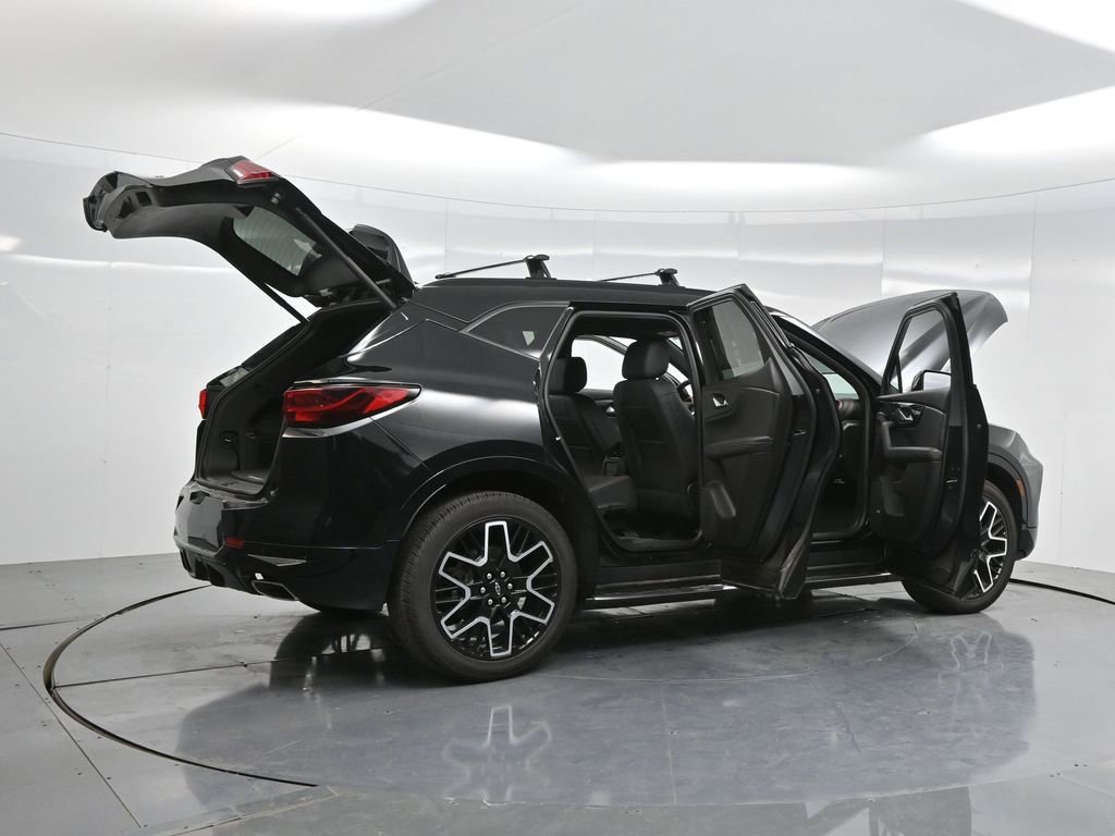 Used 2024 Chevrolet Blazer RS w/ Driver Confidence II Package FWD image 24