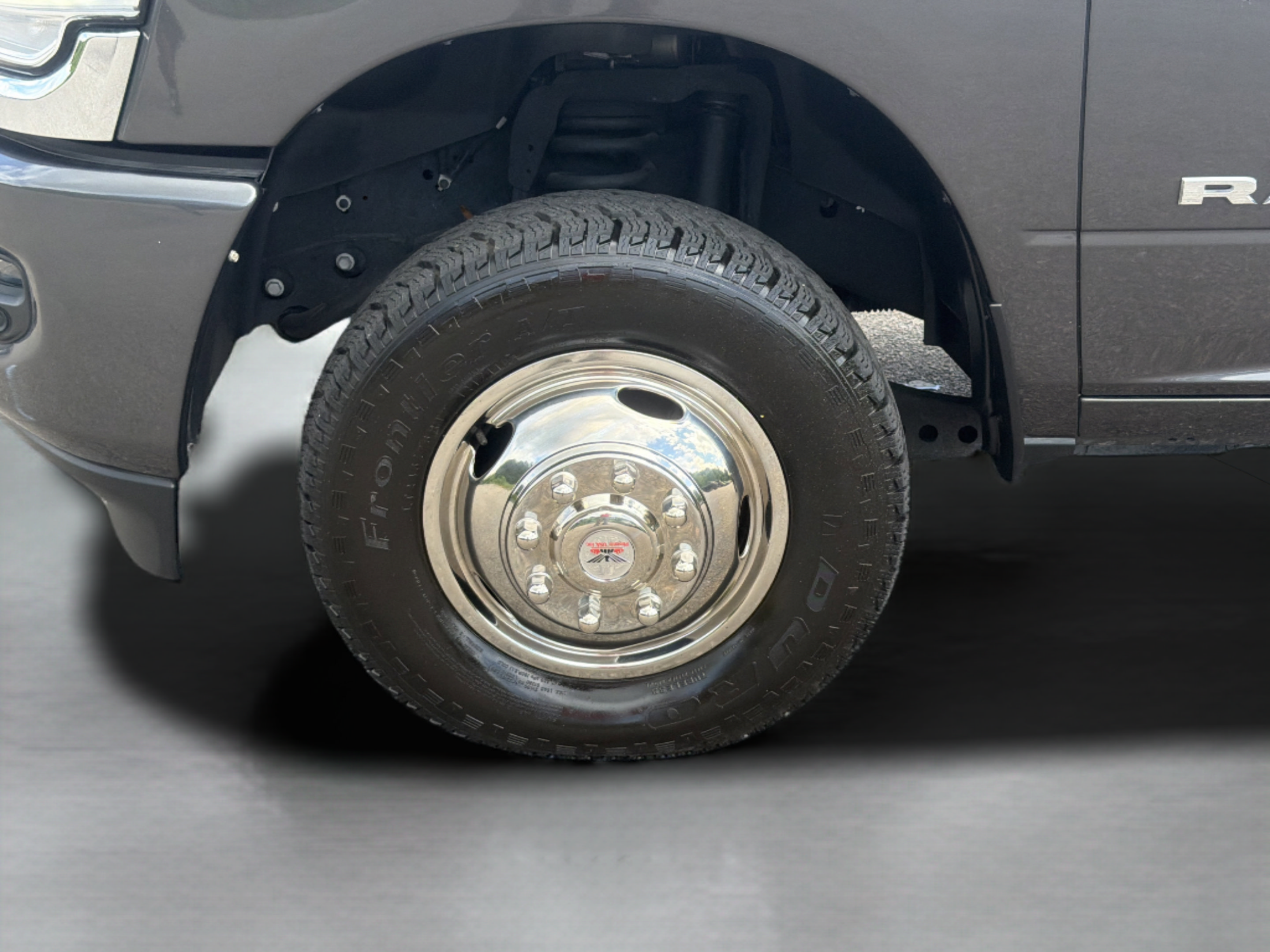 Used 2024 RAM 3500 Laramie AWD/4WD image 9
