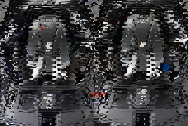 Used 2012 Mercedes-Benz CLS 63 AMG image 32