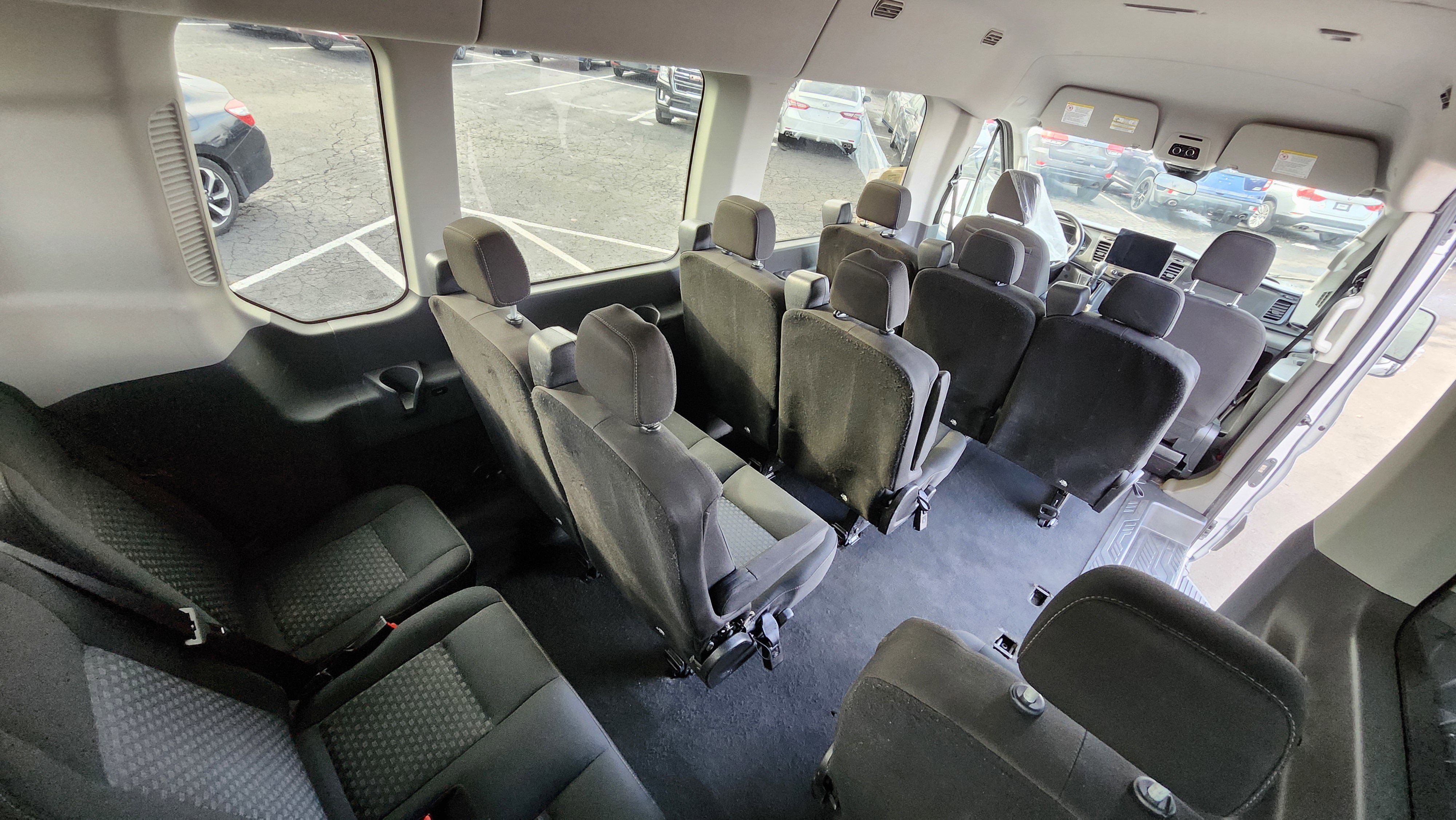 Used 2022 Ford Transit 350 XLT image 25