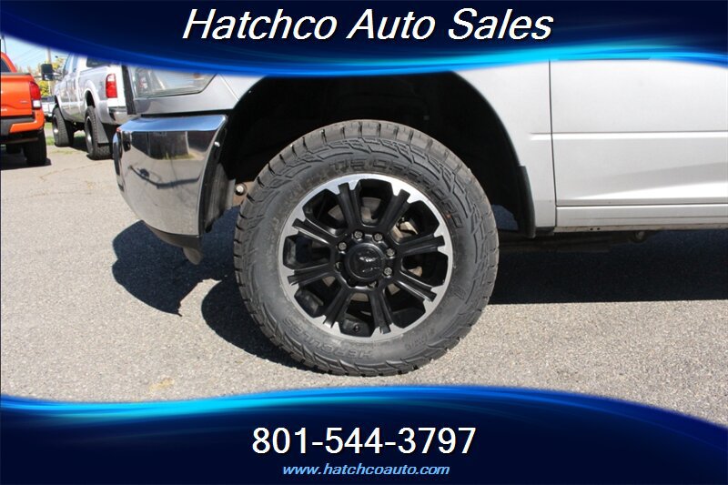 Used 2015 RAM 2500 Tradesman w/ Chrome Appearance Group AWD/4WD image 11